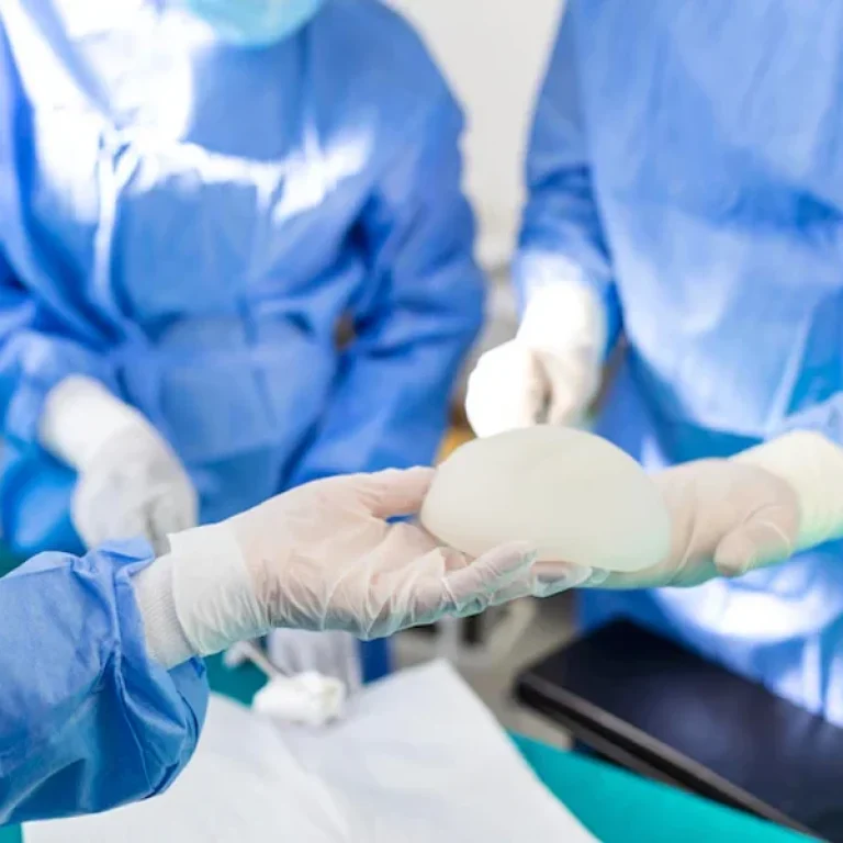 breast-implant-removal